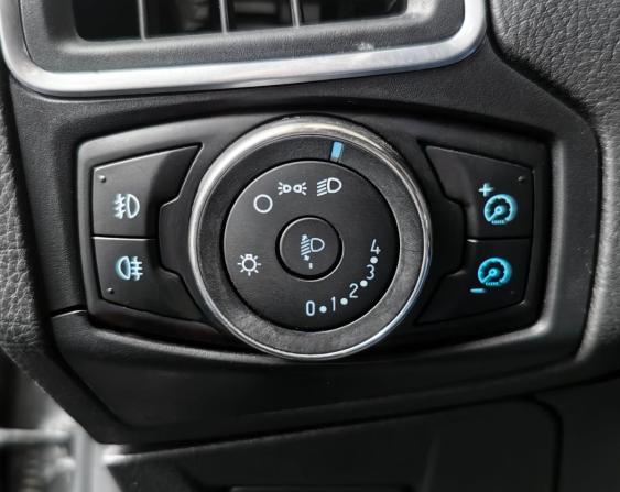 Ford Focus III с пробегом 2012 года, цена 575 000 рублей, 188000 км, хэтчбек, Автокод Объявления