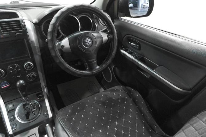 Suzuki Escudo III с пробегом 2006 года, цена 1 069 000 рублей, 392000 км, внедорожник, Автокод Объявления