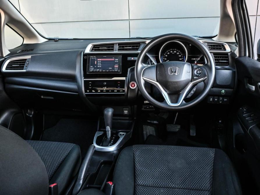Honda Fit III Рестайлинг Новороссийск  - изображение 6