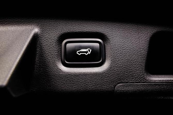 Hyundai Santa Fe IV Рестайлинг с пробегом 2021 года, цена 3 199 000 рублей, 167290 км, внедорожник, Автокод Объявления