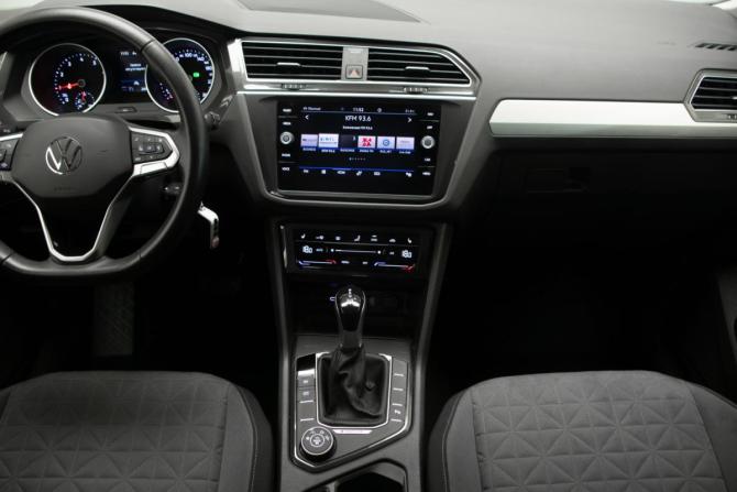 Volkswagen Tiguan II Рестайлинг с пробегом 2021 года, цена 3 750 000 рублей, 38434 км, внедорожник, Автокод Объявления