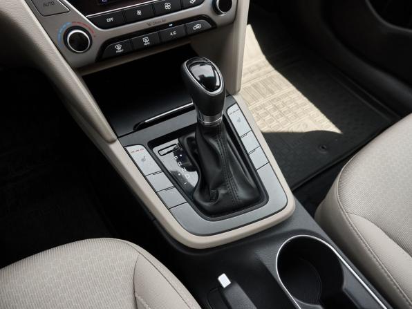 Hyundai Elantra VI (AD) с пробегом 2016 года, цена 1 248 000 рублей, 189500 км, седан, Автокод Объявления