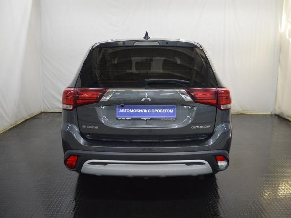 Mitsubishi Outlander III Рестайлинг 3 с пробегом 2018 года, цена 2 030 000 рублей, 91958 км, внедорожник, Автокод Объявления