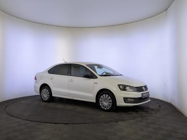 Volkswagen Polo V Рестайлинг с пробегом 2018 года, цена 1 100 000 рублей, 103613 км, седан, Автокод Объявления