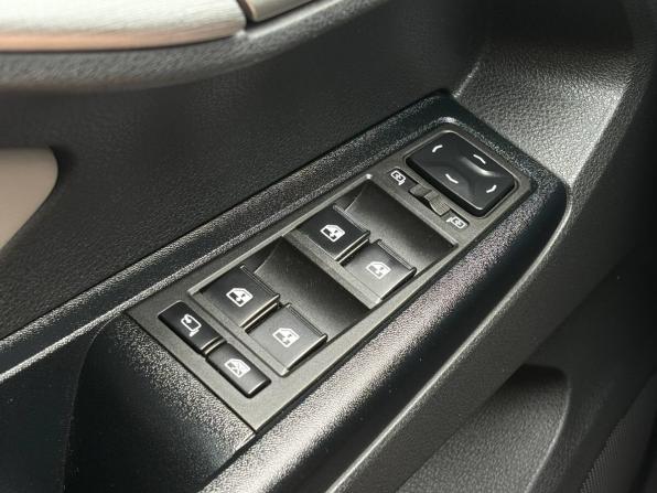 Lada (ВАЗ) Vesta I с пробегом 2019 года, цена 1 089 000 рублей, 106606 км, универсал, Автокод Объявления