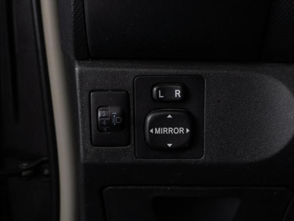 Toyota Yaris II с пробегом 2008 года, цена 590 000 рублей, 169872 км, хэтчбек, Автокод Объявления