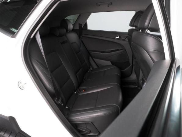 Hyundai Tucson III с пробегом 2015 года, цена 1 948 000 рублей, 131823 км, внедорожник, Автокод Объявления
