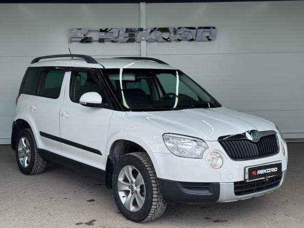 Skoda Yeti I с пробегом 2012 года, цена 799 000 рублей, 258799 км, внедорожник, Автокод Объявления
