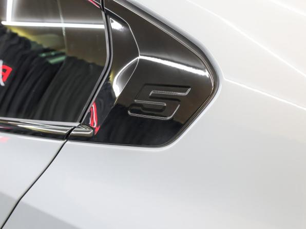 BMW 5 серии VIII (G60/G61/G68) с пробегом 2024 года, цена 8 648 000 рублей, 18094 км, седан, Автокод Объявления