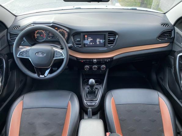 Lada (ВАЗ) Vesta I Рестайлинг (NG) с пробегом 2023 года, цена 1 259 000 рублей, 28182 км, седан, Автокод Объявления