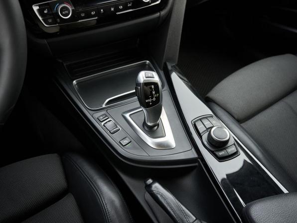 BMW 3 серии VI (F3x) Рестайлинг с пробегом 2016 года, цена 2 058 000 рублей, 205039 км, седан, Автокод Объявления