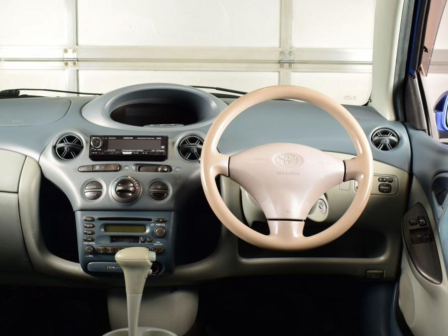 Toyota Vitz I (P10) Кемерово  - изображение 8