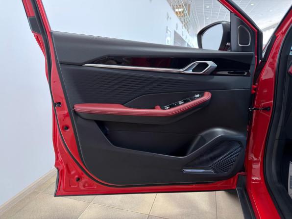 Geely Coolray I Рестайлинг с пробегом 2023 года, цена 2 080 000 рублей, 48006 км, внедорожник, Автокод Объявления