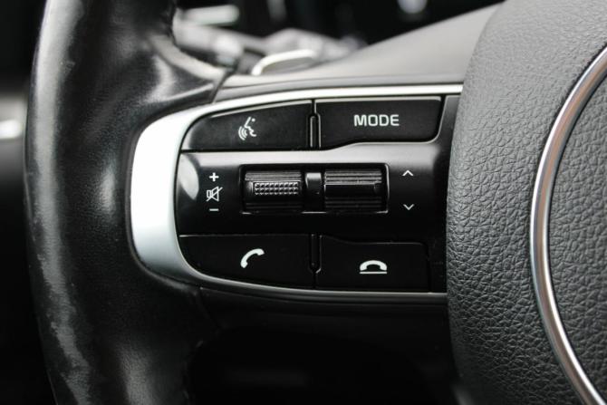 Kia K5 III с пробегом 2020 года, цена 2 680 000 рублей, 102000 км, седан, Автокод Объявления