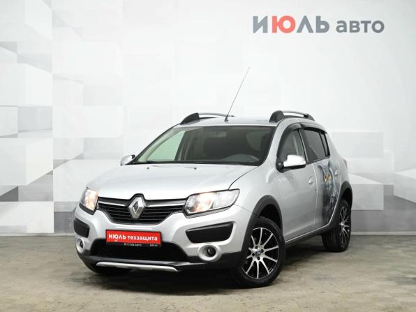 Renault Sandero II с пробегом 2017 года, цена 990 000 рублей, 70493 км, хэтчбек, Автокод Объявления