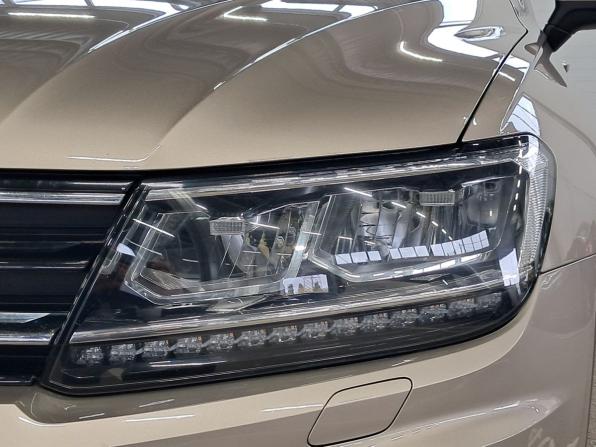 Volkswagen Tiguan II с пробегом 2017 года, цена 2 260 000 рублей, 66700 км, внедорожник, Автокод Объявления