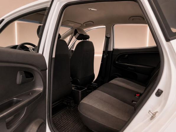 Kia Venga I с пробегом 2012 года, цена 943 000 рублей, 194000 км, компактвэн, Автокод Объявления