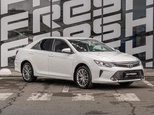 Toyota Camry VII (XV50) Рестайлинг с пробегом 2015 года, цена 1 695 000 рублей, 221641 км, седан, Автокод Объявления
