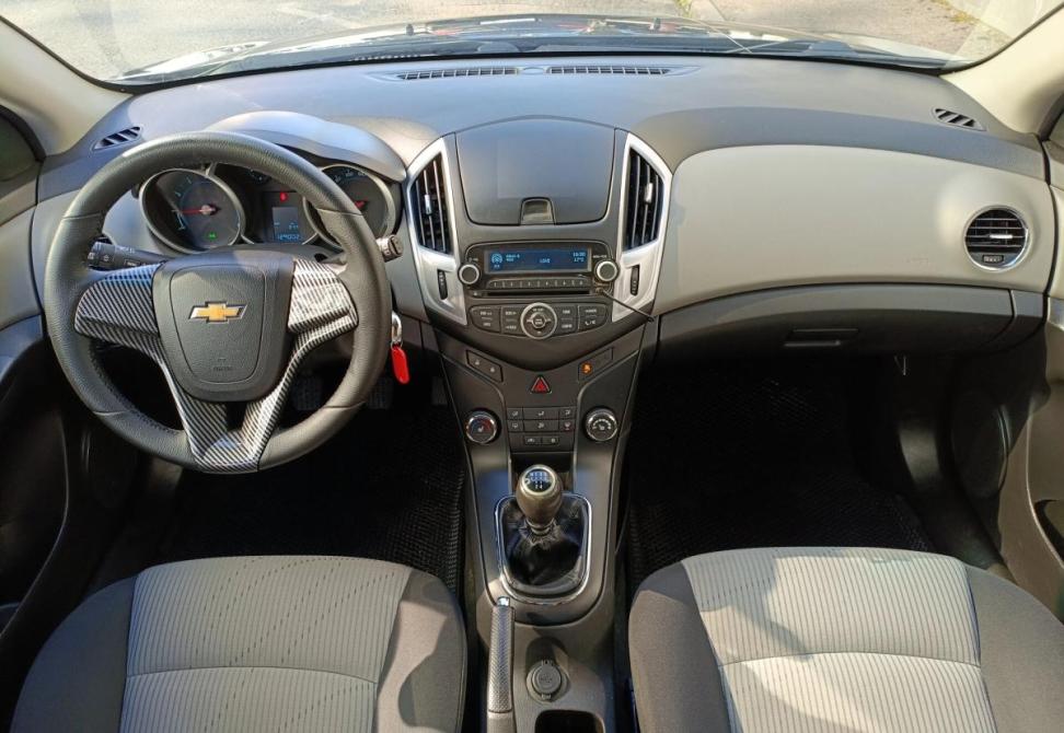 Chevrolet Cruze I Рестайлинг Санкт-Петербург  - изображение 14