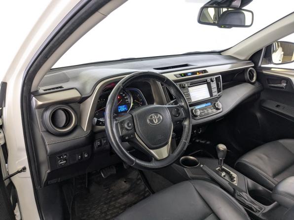 Toyota RAV4 IV (XA40) с пробегом 2015 года, цена 2 100 000 рублей, 136744 км, внедорожник, Автокод Объявления