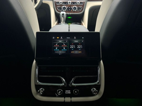 Bentley Bentayga I Рестайлинг с пробегом 2022 года, цена 37 000 000 рублей, 2375 км, offers.body_type.unknown, Автокод Объявления