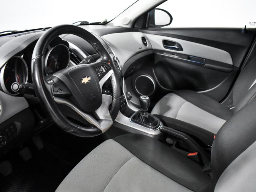 Chevrolet Cruze I Рестайлинг Санкт-Петербург  - изображение 10