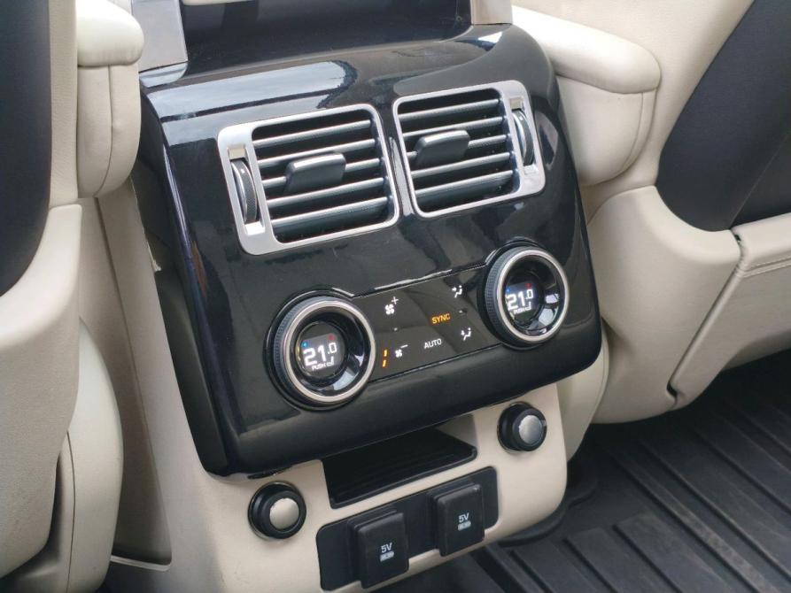 Land Rover Range Rover IV Рестайлинг Санкт-Петербург  - изображение 21