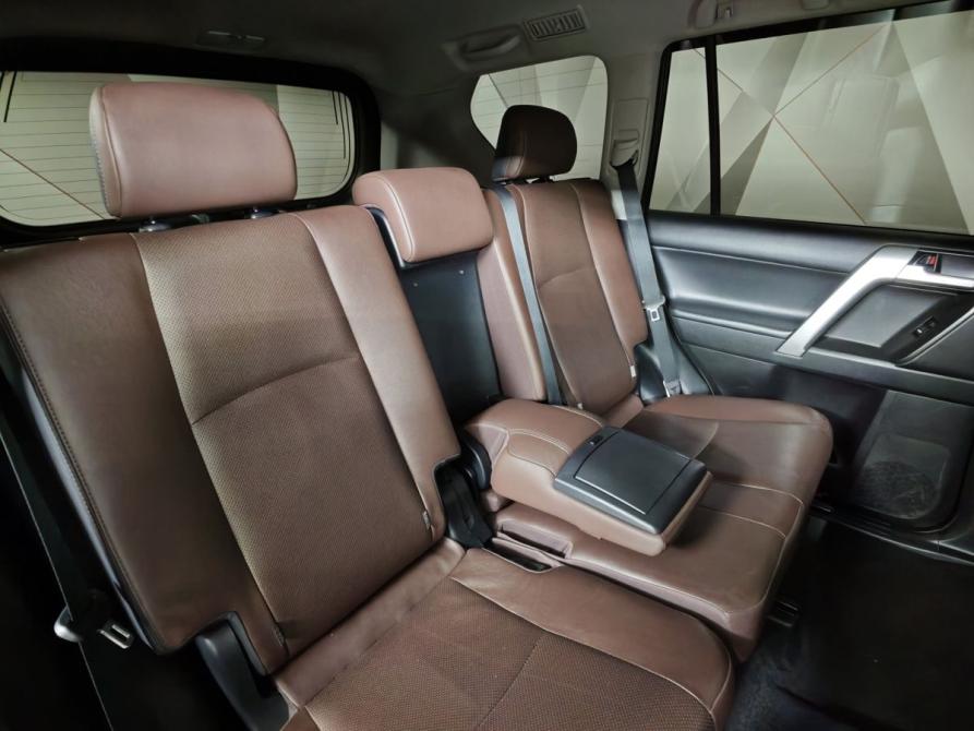 Toyota Land Cruiser Prado 150 Series Рестайлинг 2 Москва  - изображение 16