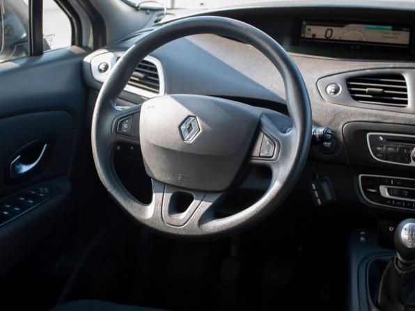 Renault Scenic III с пробегом 2009 года, цена 550 000 рублей, 232605 км, компактвэн, Автокод Объявления