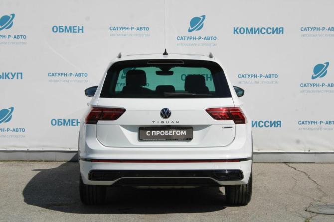 Volkswagen Tiguan II Рестайлинг с пробегом 2021 года, цена 3 600 000 рублей, 84000 км, внедорожник, Автокод Объявления