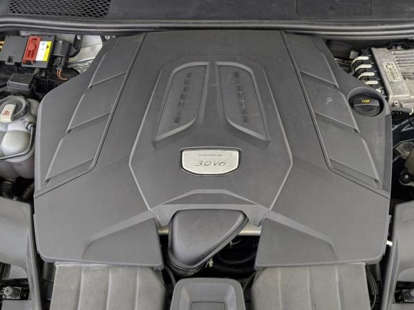 Porsche Cayenne III с пробегом 2019 года, цена 5 635 000 рублей, 137561 км, внедорожник, Автокод Объявления