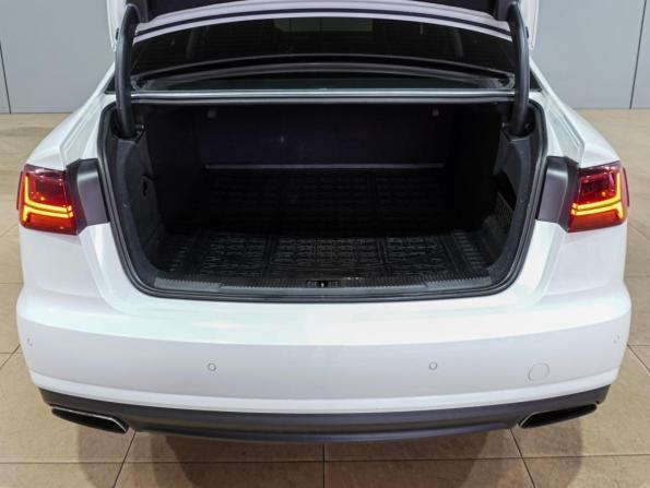 Audi A6 IV (C7) Рестайлинг с пробегом 2015 года, цена 1 799 000 рублей, 254059 км, седан, Автокод Объявления