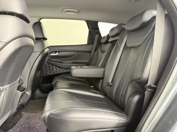 Hyundai Santa Fe IV с пробегом 2018 года, цена 2 589 000 рублей, 166585 км, внедорожник, Автокод Объявления