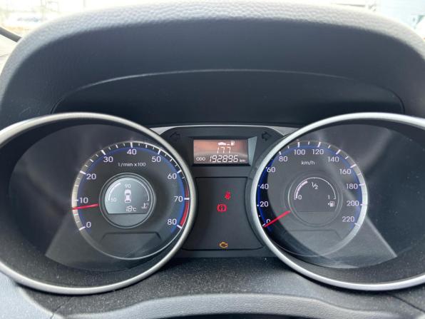 Hyundai ix35 I Рестайлинг с пробегом 2014 года, цена 999 000 рублей, 192576 км, внедорожник, Автокод Объявления