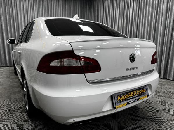Skoda Superb II с пробегом 2012 года, цена 1 045 000 рублей, 280800 км, лифтбек, Автокод Объявления