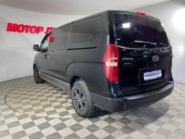 Hyundai H-1 II с пробегом 2010 года, цена 1 549 000 рублей, 312538 км, минивэн, Автокод Объявления
