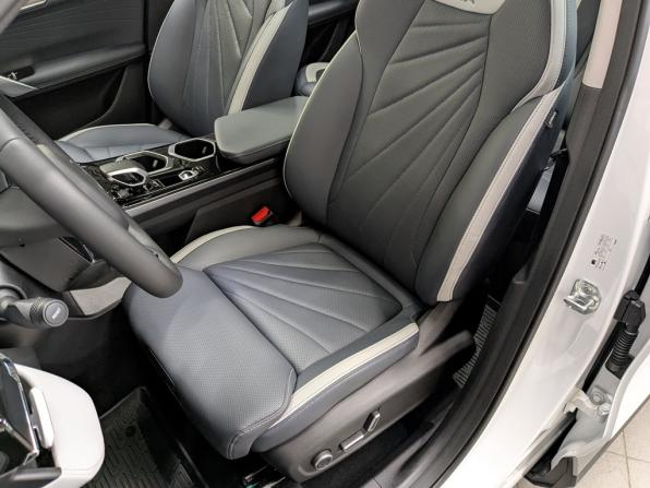 Geely Atlas II с пробегом 2024 года, цена 3 100 000 рублей, 7418 км, внедорожник, Автокод Объявления