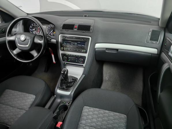 Skoda Octavia II (A5) Рестайлинг с пробегом 2012 года, цена 798 000 рублей, 198384 км, лифтбек, Автокод Объявления