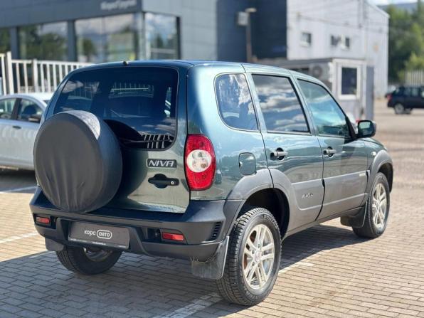 Chevrolet Niva I Рестайлинг с пробегом 2017 года, цена 700 000 рублей, 130766 км, внедорожник, Автокод Объявления