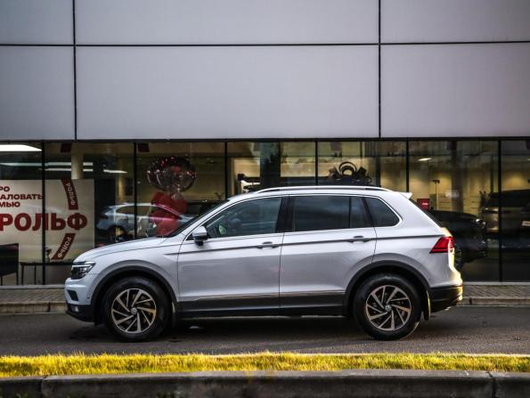 Volkswagen Tiguan II с пробегом 2018 года, цена 2 399 000 рублей, 124000 км, внедорожник, Автокод Объявления