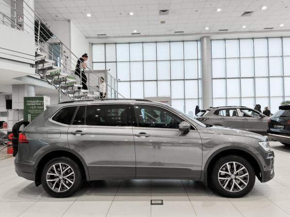Volkswagen Tiguan II с пробегом 2019 года, цена 2 320 000 рублей, 167350 км, внедорожник, Автокод Объявления