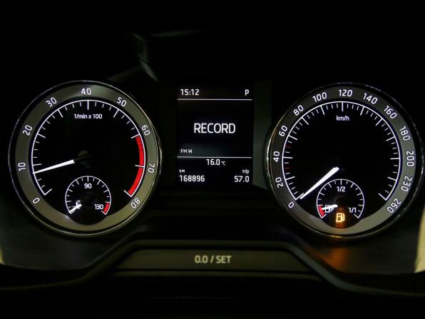 Skoda Octavia III (A7) Рестайлинг с пробегом 2017 года, цена 1 699 000 рублей, 168892 км, лифтбек, Автокод Объявления