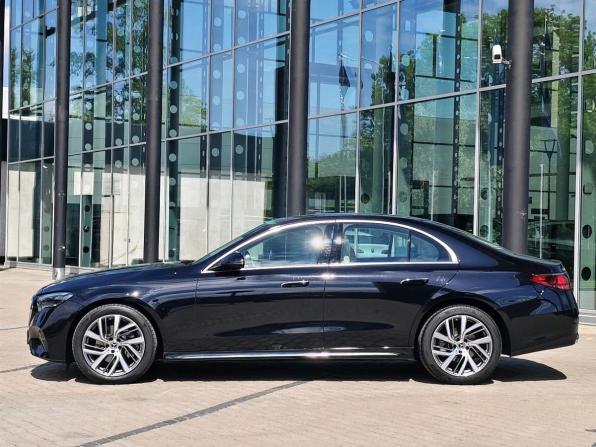 Mercedes-Benz E-Класс VI (W214 S214) с пробегом 2025 года, цена 8 300 000 рублей, 3698 км, седан, Автокод Объявления