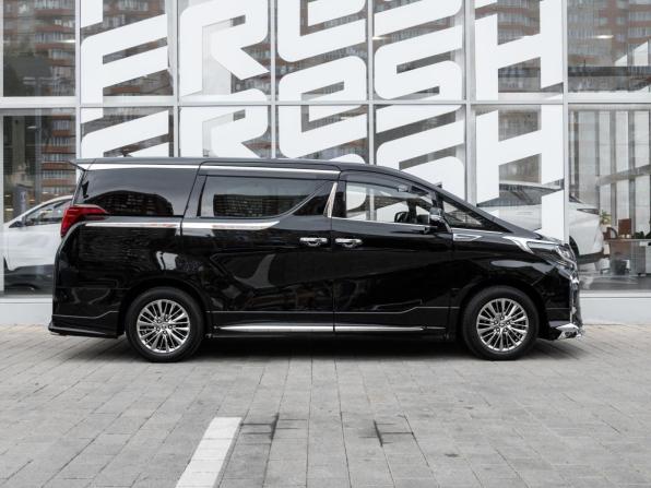 Toyota Alphard III Рестайлинг с пробегом 2022 года, цена 5 700 000 рублей, 33337 км, минивэн, Автокод Объявления