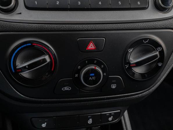 Hyundai Solaris II Рестайлинг с пробегом 2021 года, цена 1 890 000 рублей, 27751 км, седан, Автокод Объявления
