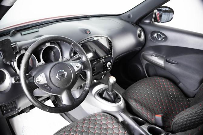 Nissan Juke I с пробегом 2012 года, цена 859 000 рублей, 242032 км, внедорожник, Автокод Объявления