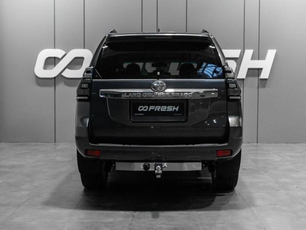 Toyota Land Cruiser Prado 150 Series Рестайлинг 1 с пробегом 2017 года, цена 3 549 000 рублей, 193126 км, внедорожник, Автокод Объявления