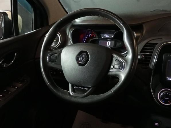 Renault Kaptur I с пробегом 2017 года, цена 1 550 000 рублей, 122368 км, внедорожник, Автокод Объявления