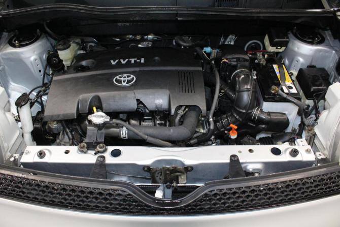 Toyota Sienta I с пробегом 2005 года, цена 555 000 рублей, 260167 км, минивэн, Автокод Объявления