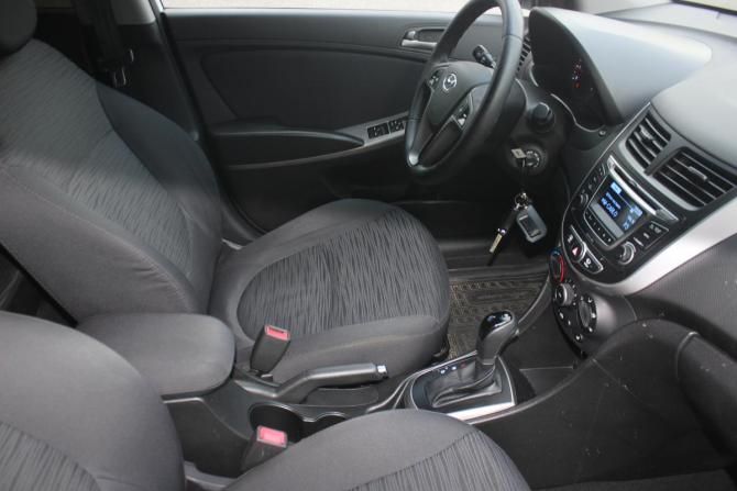 Hyundai Solaris I Рестайлинг с пробегом 2016 года, цена 1 087 000 рублей, 140713 км, седан, Автокод Объявления